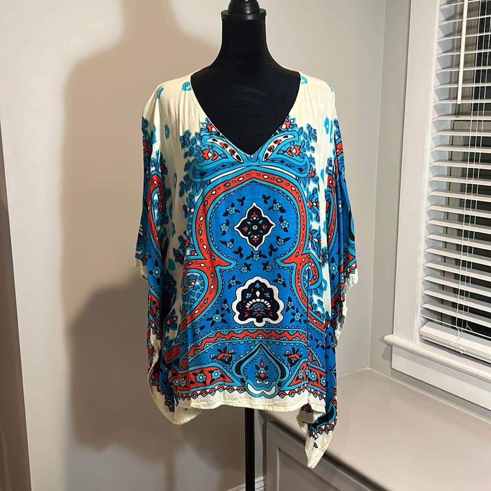 Multi color top